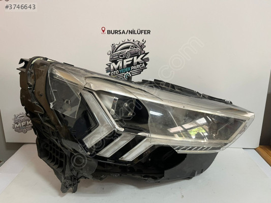 AUDİ Q3 SAĞ FAR ORJİNAL (CAM+KASA) 83A941034