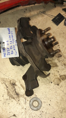 MAZDA 323F 1990-1994 1.6 KARBÜRATÖRLÜ 16V ÖN SOL AKS TAŞIYICI