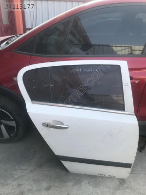 Opel Astra H Sağ Arka Kapı Beyaz Hatasız HB