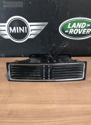 3T0820951A SKODA SUPERB ORTA HAVALANDIRMA IZGARASI 2008-2015