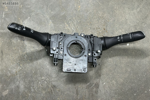 Renault Kadjar Sinyal Kolu Sargılı 14an268012ae4