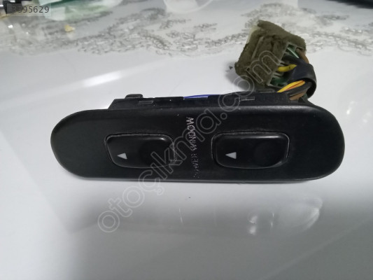 HYUNDAI H100 Sol Cam Açma Düğmesi