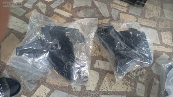 VOLVO XC40 SAĞ-SOL İÇ TAMPON BRAKETİ ORJİNAL SIFIR
