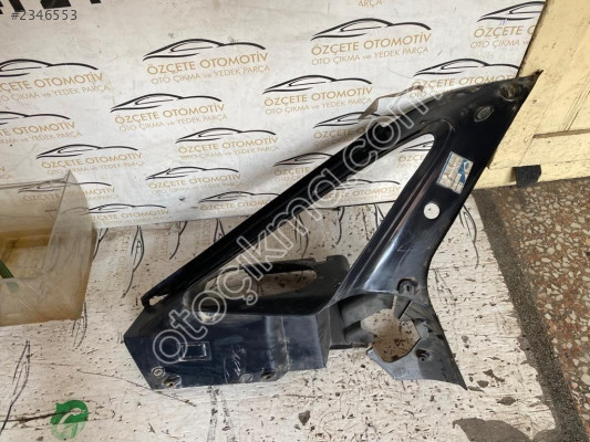 FORD ESCORT ARKA ÇAMURLUK İÇ ÜÇGEN PLASTİĞİ SAĞ 1995-2000