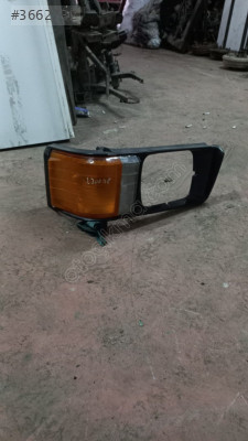 Mitsubishi L300 ön far çerçevesi ve sinyal