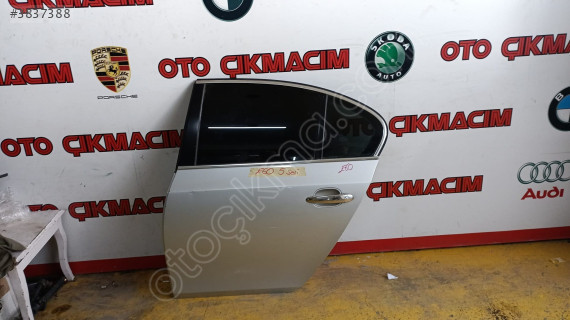 2005 BMW E60 SOL ARKA KAPI DOLU