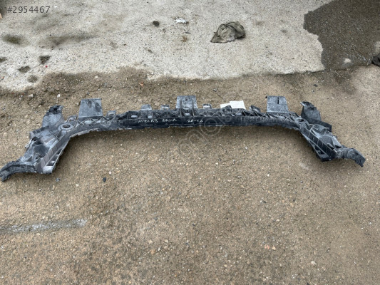 AUDİ A3 ARKA TAMPON ÜST MONTAJ BRAKETİ 8Y5807385