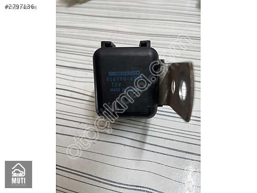 Mazda mx5 mk1 yakıt rölesi sökme 056700-6381