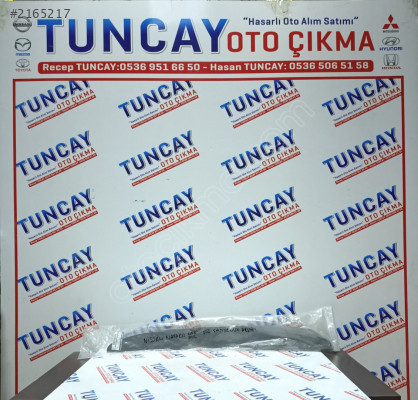 NİSSAN NAVARA SAĞ ÇAMURLUK ARKA BAKALİT 2014-2021 ÇIKMA