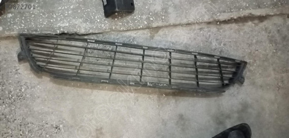 DACİA DOKKER ORJİNAL ÇIKMA ORTA IZGARA