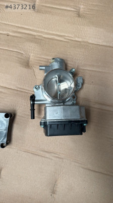 Peugeot 407 boğaz kelebeği