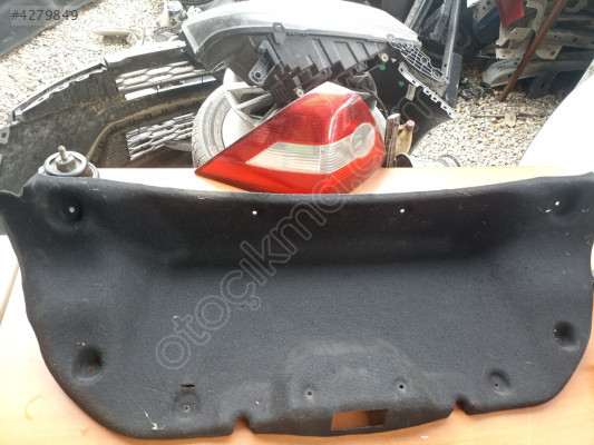 Ford Focus 3 Bagaj Halısı