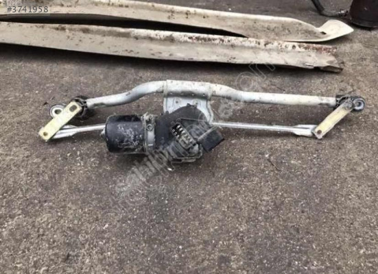 Renoult Clio 2 ön silecek motoru
