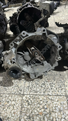 02T301103 SEAT İBİZA 1.4 5 İLERİ KOMPLE ŞANZIMAN BURSA MG