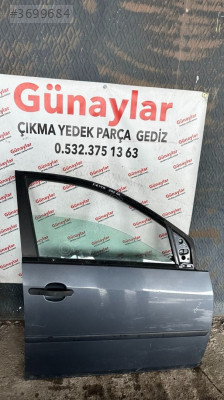 FORD FİESTA SAĞ ÖN KAPI