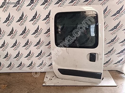 RENAULT KANGO SAĞ ARKA KAPI ORIJINAL ÇIKMAA