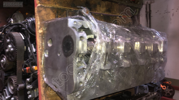 VOLKSWAGEN TRANSPORTER T5 2.5 AXD YAPILI SİLİNDİR KAPAĞI