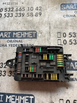 ÇIKMA BMW F20 9389070 01 938907001 SİGORTA KUTUSU