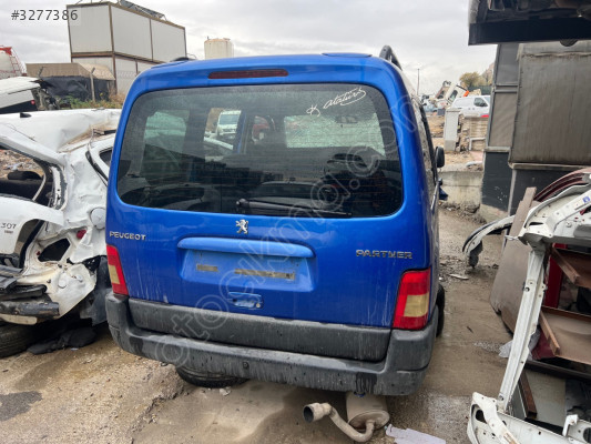 Peugeot partner çıkma bagaj kapağı