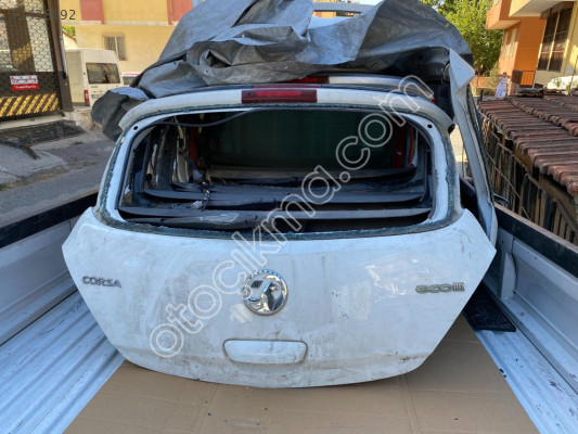 OPEL CORSA D BAGAJ KAPAĞI - TEK KAPI - ÖZIŞIK ÇIKMA PARÇA