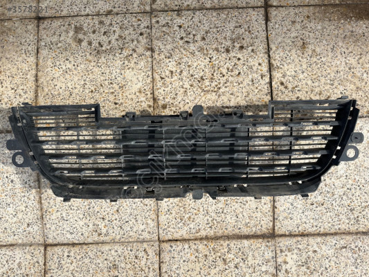 PEUGEOT 2008 ÇIKMA ORJİNAL ÖN TAMPON IZGARASI 9802474277 BD1