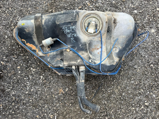 OPEL VECTRA B BENZİN DEPOSU 1997-2001 MODEL ORJİNAL ÇIKMA