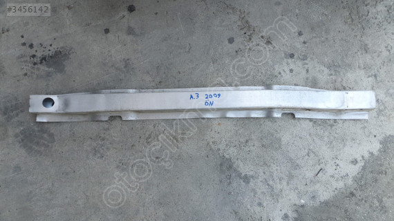 audi a3 2009 çıkma orjinal ön tampon demiri (son fiyat)