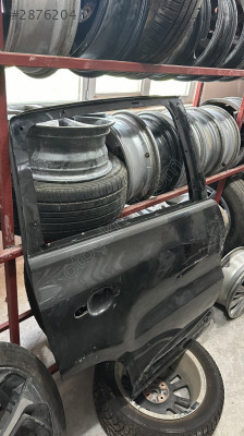 VW TİGUAN ÇIKMA ORJİNAL SAĞ ARKA KAPI BD2