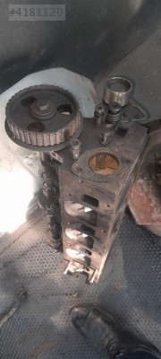 Ford Taunus 2.0 motor silindir üst kapak