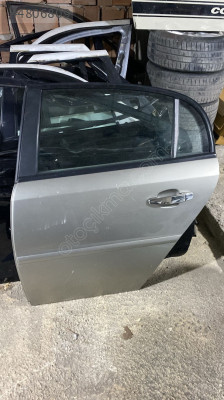 Opel Vectra sol arka kapı hatasız dolu