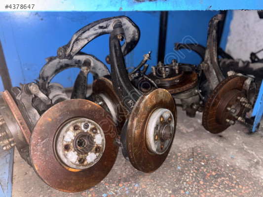 2011-2020 AMAROK 4X2 ÇIKMA ORJİNAL SAĞ VE SOL ÖN TAŞIYICI