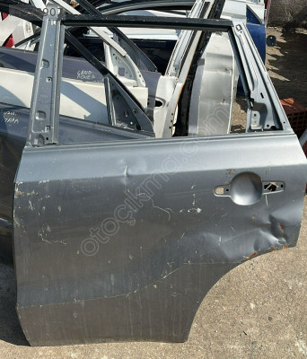 SUZUKİ VİTARA SOL ARKA KAPI