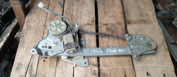 Mazda 626 sağ arka cam krikosu