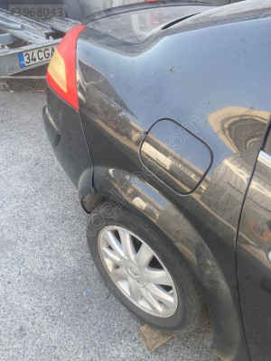 RENAULT MEGAN 2 ASAĞ ARKA ÇAMURLUK
