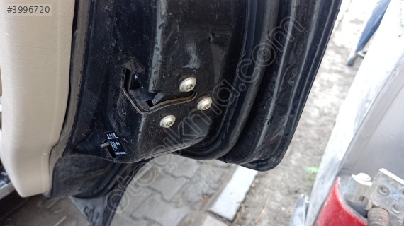 chery tiggo sağ arka kapı kilidi