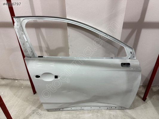RENAULT CLİO 5 ÇIKMA ORİJİNAL SAĞ ÖN KAPI BD2