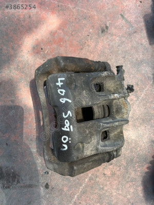 PEUGEOT  406   SAĞ  ÖN  FREN  MERKEZİ