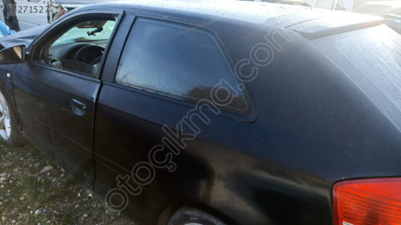 Audi A3 sol arka kelebek cam 2004 model
