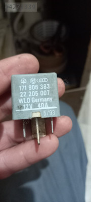 Volkswagen Passat Caddy Golf Scirocco benzin pompa rölesi