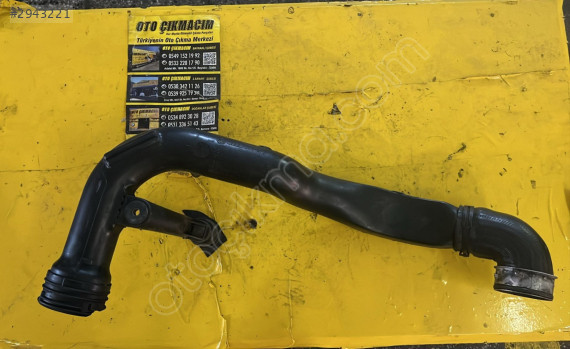 VW PASSAT B5 TURBO İNTERCOOLER HORTUMU 3B0145762