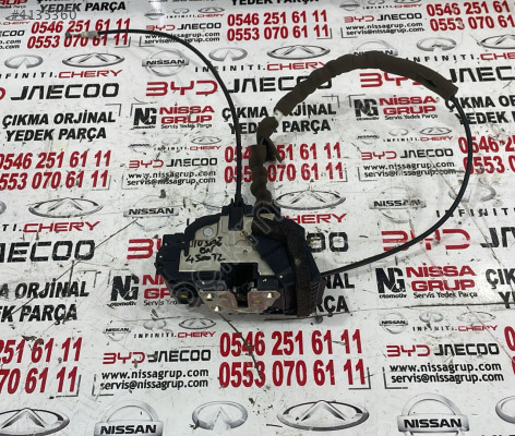 NİSSAN QASHQAİ J10 SAĞ ÖN KAPI KİLİDİ ÇIKMA YEDEK PARÇA