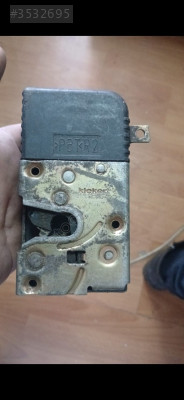 Peugeot 206 sağ ön kapı kilidi