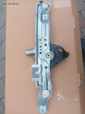 Dacia sendero 3 jogger arka cam kriko sag 827203180R