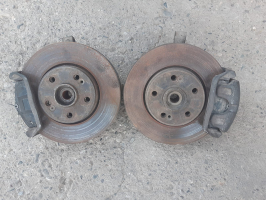 LAGUNA 1997 MODEL 2.0 BENZİNLİ ÖN TAŞIYICI BOŞ TANESİ ORJ