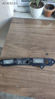 2010 VW JETTA ARKA BAĞAJ PLAKA LAMBASI