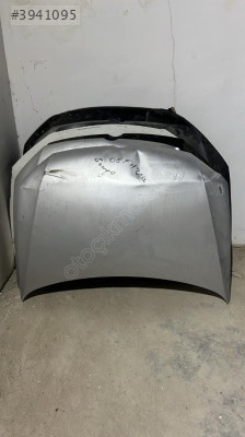 VOLKSWAGEN/POLO 11 17  UFAK HASARLI ORJİNAL ÖN KAPUT
