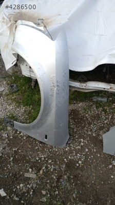 AUDİ A4 SOL ÖN ÇAMURLUK ÇIKMA ORJİNAL