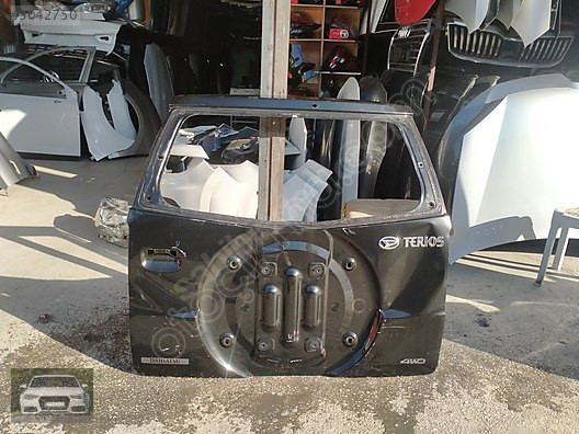Daihatsu terios bagaj kapağı