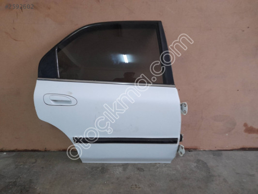 HONDA ACCORD SAĞ ARKA KAPI