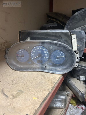 Renault kangoo gösterge paneli